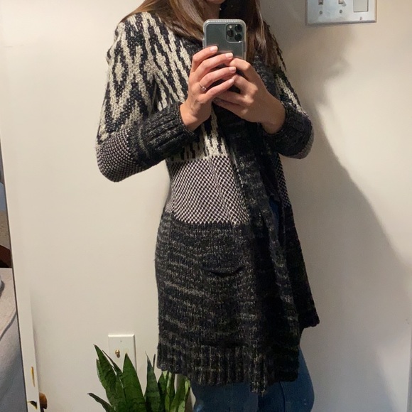 Lucky Brand Knit Pattern Wool Sweater - Picture 3 of 12